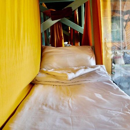Nomad Hostel Нимрод Экстерьер фото